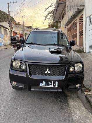 MITSUBISHI PAJERO 2.5 HD 4X4 8V TURBO INTERCOOLER DIESEL 4P MANUAL MITSUBISHI PAJERO 2.5 HD 4X4 8V TURBO INTERCOOLER DIESEL 4P MANUAL